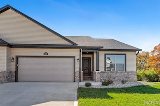 206 Wrigley Park Dr, Bethalto, IL 62010