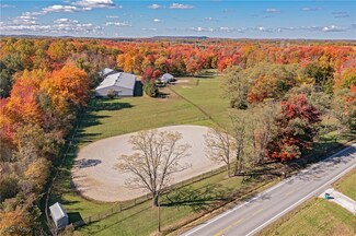 13125 Pearl Rd, Chardon, OH 44024