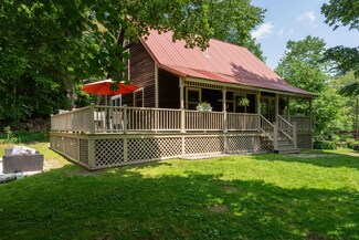 98 Bee Hole Rd, Loudon, NH 03307