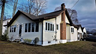 37 Forge St, Jamesburg, NJ 08831