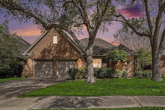 13826 Aspen Cove Dr, Houston, TX 77077