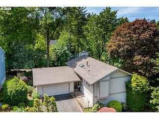 9825 SW Quail Post Rd, Portland, OR 97219