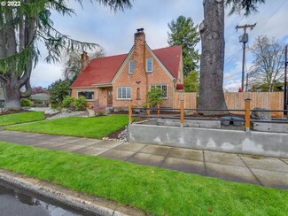 114 W 20th St, Vancouver, WA 98660