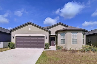 8830 Fox Dr, Polk City, FL 33868