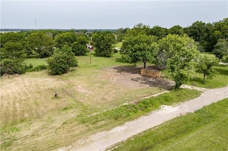 510 W Walnut St Unit S, Cherryvale, KS 67335