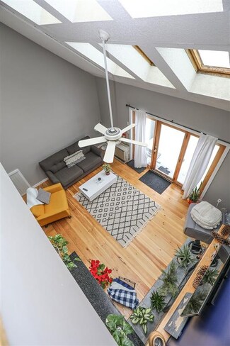 31 Tenney Brook Rd Unit 2, Plymouth, NH 03264