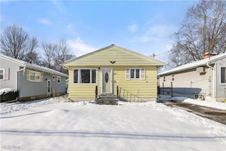 827 Abbe Rd S, Elyria, OH 44035