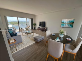 500 Bayview Dr Unit 1120, Sunny Isles Beach, FL 33160