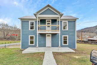 15 2nd St, Eagle Rock, VA 24085