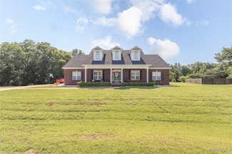 240 Jennifer Ln, Deatsville, AL 36022