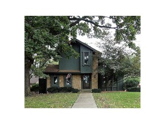 4544 N Olive St, Kansas City, MO 64116