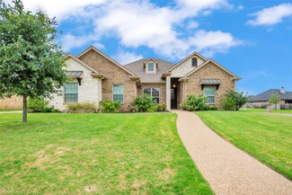 321 Desert Sky Dr, McGregor, TX 76657