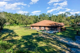 3135 NE 49th St, Ocala, FL 34479