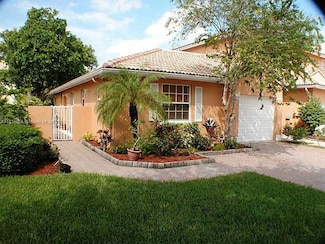 9151 NW 40th St, Sunrise, FL 33351