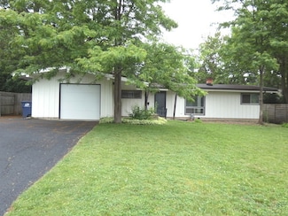 1156 Myrtle Ln, Deerfield, IL 60015