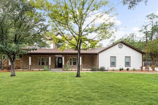 10111 Crestwater Cir, Magnolia, TX 77354