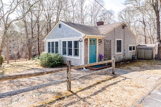 7 Harden Ln, Harwich, MA 02645