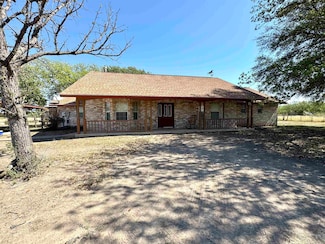1166 Packsaddle Cir, Del Rio, TX 78840