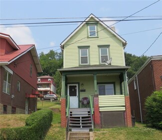 334 W 10th Ave, Tarentum, PA 15084
