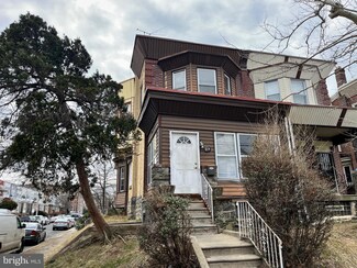 914 W Duncannon Ave, Philadelphia, PA 19141