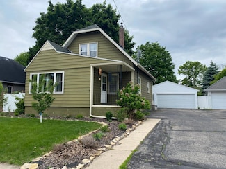 219 9th Ave SE, Rochester, MN 55904