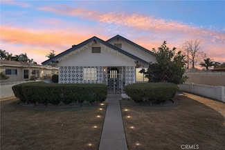 8702 Stewart And Gray Rd, Downey, CA 90241