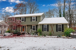 138 Tanglewood Dr W, Orchard Park, NY 14127