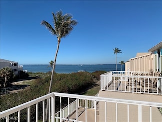 200 Periwinkle Way Unit 332, Sanibel, FL 33957