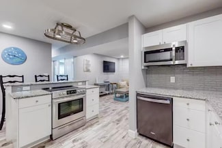 663 William Hilton Pkwy, Hilton Head Island, SC 29928