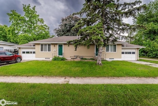 522 11th St, Boone, IA 50036