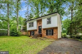 6025 Battlefield Green Dr, Fredericksburg, VA 22407