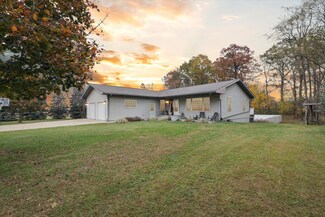 85645 70th St, Watervliet, MI 49098