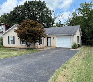 836 Colonial Trace, Frankfort, KY 40601