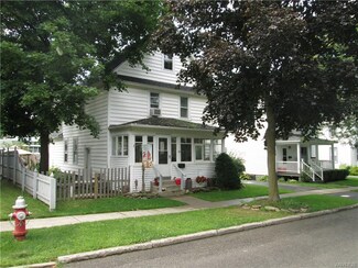 22 Park Ave, Perry, NY 14530