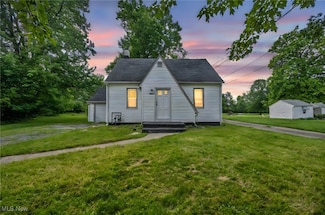 25839 Garden Rd, Bedford, OH 44146
