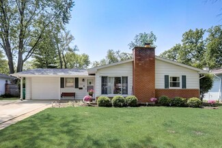921 Beverly Dr, Wheeling, IL 60090