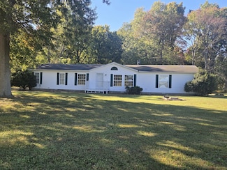 6535 S Lamont Rd, Orlinda, TN 37141