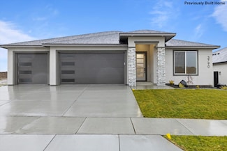 3746 Scout St, Richland, WA 99352