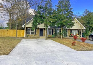 1 Sumter Ct, Manning, SC 29102