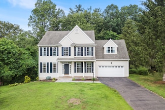 50 Buckingham Rd, Avon, CT 06001