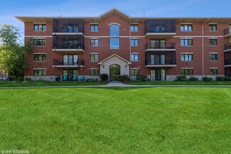 6870 Winding Trail Unit 205, Oak Forest, IL 60452
