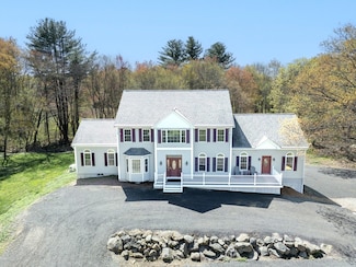 28 Mellen St, Bellingham, MA 02019