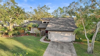 8433 Cypress Lake Cir, Sarasota, FL 34243