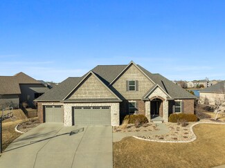 3604 Pamela Dr, Bloomington, IL 61704