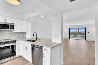 7076 Huntington Ln Unit 8060, Delray Beach, FL 33446