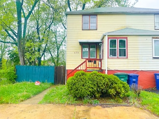 575 Pearl Harbor St, Bridgeport, CT 06610