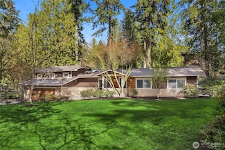 5789 NE Foster Rd, Bainbridge Island, WA 98110