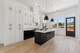 18814 Selah Way, Norman, OK 73072