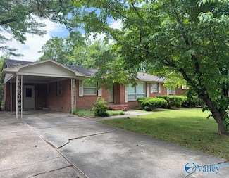 215 Wingate Ave SW, Huntsville, AL 35801