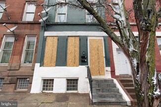 1915 W Diamond St, Philadelphia, PA 19121